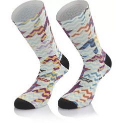 Skarpetki Mb Wear Fun H17 Founder T.PDP. Czarne skarpetki damskie MB WEAR, bez wzorów. Za 86.35 zł.