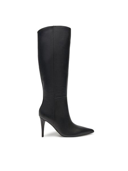 Guess Kozaki Sleigh FLFSLE LEA11 Czarny. Czarne kozaki damskie Guess, ze skóry, bez obcasa, na szpilce, bez zapięcia. Za 1,399.00 zł.