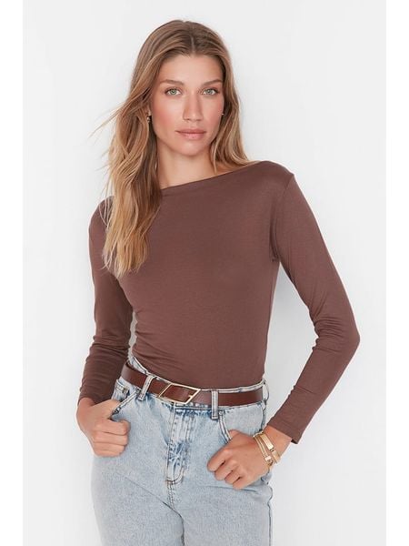Trendyol Koszulka w kolorze brązowym rozmiar: S. Brązowe koszulki damskie Trendyol, s, bez wzorów, bez kołnierzyka, bez ramiączek. Za 52.42 zł.