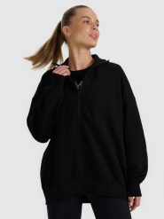 4F Bluza dresowa nierozpinana bez kaptura damska - czarna M. Czarne bluzy damskie 4F, m, bez wzorów, z dresówki, bez kaptura. W wyprzedaży za 59.99 zł.