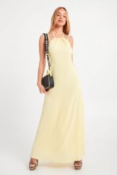 Sukienka TRUSSARDI. Sukienki damskie TRUSSARDI, bez wzorów, bez ramiączek. W wyprzedaży za 299.97 zł.
