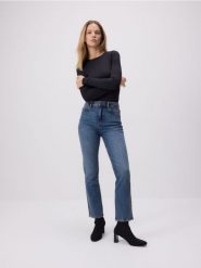 Jeansy straight - granatowy. Niebieskie jeansy damskie Reserved. W wyprzedaży za 89.99 zł.