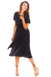 Czarna Rozkloszowana Midi Sukienka z Krótkim Kimonowym Rękawem. Czarne sukienki damskie Awama, bez wzorów, z elastanu, wizytowe, bez ramiączek. Za 239.90 zł.