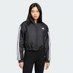 Kurtka Essentials 3-Stripes Insulated Crop Bomber. Czerwone kurtki damskie Adidas, xl, bez wzorów, z materiału, bez kaptura. W wyprzedaży za 227.40 zł.