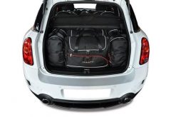 Torby Do Bagażnika Mini Countryman 2010-2015 4Szt Kjust. Czarne torby podróżne KJUST, bez wzorów, z kauczuku. Za 954.00 zł.