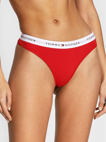 Tommy Hilfiger Stringi UW0UW03835 Czerwony. Czerwone stringi Tommy Hilfiger, bez wzorów, z bawełny. Za 59.99 zł.