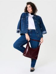 Jeansy mom - granatowy. Niebieskie jeansy damskie Sinsay. Za 42.99 zł.