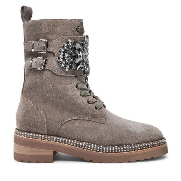 Trzewiki Alma En Pena. Brązowe botki damskie Alma En Pena, bez obcasa, na płaskiej podeszwie, bez zapięcia. Za 609.99 zł.