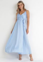 Jasnoniebieska Sukienka Maxi z Gumką w Pasie i Kopertowym Dekoltem Aloyse. Niebieskie sukienki damskie Born2be, bez wzorów, eleganckie, bez ramiączek. Za 149.99 zł.