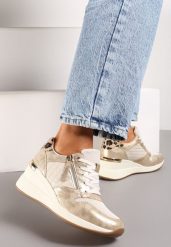 Złote Sneakersy Parthadia. Żółte obuwie sportowe damskie Born2be, bez zapięcia. Za 109.99 zł.