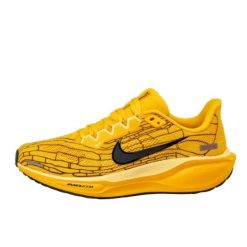 Nike Air Zoom Pegasus 41 Modern Mayfly. Brązowe obuwie sportowe damskie Nike, z meshu, bez zapięcia, do biegania. Za 737.76 zł.