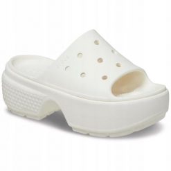 Klapki Dla Dorosłych Crocs Stomp Slide. Czerwone klapki damskie Crocs, bez wzorów, z materiału, bez obcasa, bez zapięcia. Za 202.99 zł.