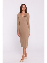 Stylove Sukienka w kolorze beżowym rozmiar: S. Brązowe sukienki damskie Stylove, z aplikacjami, bez ramiączek. Za 167.28 zł.