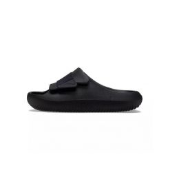 Klapki unisex Crocs 209413001. Czarne klapki damskie Crocs, bez wzorów, z materiału, bez obcasa, bez zapięcia. Za 239.00 zł.