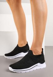 Czarne Buty Sportowe z Cyrkoniami przed Kostkę z Elastyczną Cholewką Telanissea. Czarne obuwie sportowe casual damskie Born2be, z jeansu. Za 69.99 zł.