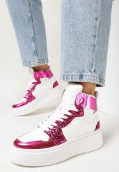 Biało-Fuksjowe Sneakersy na Grubej Płaskiej Podeszwie z Cholewką za Kostkę Ozdobione Brokatem i Metalicznymi Wstawkami Byreli. Białe obuwie sportowe damskie Born2be, za kostkę, bez zapięcia. Za 59.99 zł.