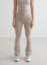 Damskie legginsy rozszerzane wysoki stan squat proof dla niskich Sense brązowe. Brązowe legginsy damskie Aim'n, s, bez wzorów, z elastanu, z podwyższonym stanem, na fitness i siłownię. Za 339.00 zł.