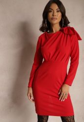 Czerwona Koktajlowa Sukienka o Dopasowanym Kroju z Kokardą na Ramieniu Innathia. Czerwone sukienki damskie Renee, bez wzorów, z koronki, eleganckie, bez ramiączek. W wyprzedaży za 63.99 zł.