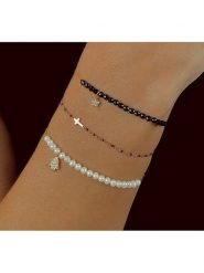 Les Petites Précieuses Pozłacana bransoletka z cyrkoniami rozmiar: onesize. Czarne bransoletki damskie Les Petites Précieuses, pozłacane. Za 91.77 zł.