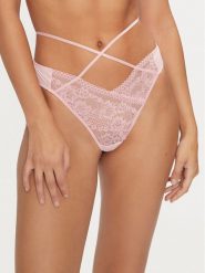 Hunkemöller Stringi Remi 300127 Różowy. Czerwone stringi Hunkemöller, bez wzorów, z syntetyku. Za 39.99 zł.