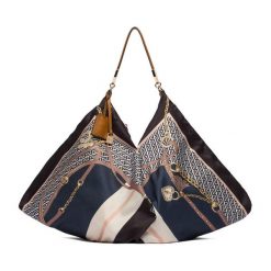 Torebka Liu Jo. Czarne torebki klasyczne damskie Liu Jo, bez dodatków. Za 469.99 zł.