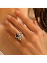 Les Petites Précieuses Srebrny pierścionek z kamieniami szlachetnymi rozmiar: 54. Niebieskie pierścionki damskie Les Petites Précieuses, z cyrkonią, srebrne. Za 301.95 zł.