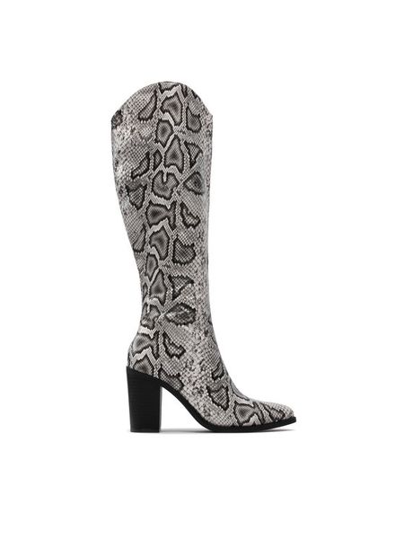 DeeZee Kowbojki ZALRT220103 Szary. Szare kozaki damskie DeeZee, ze skóry, bez obcasa, na słupku, bez zapięcia. Za 139.99 zł.