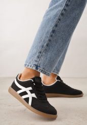 Czarne Sneakersy na Kauczukowej Podeszwie z Geometrycznym Wzorem Sewtila. Czarne obuwie sportowe damskie Born2be, z jeansu, bez zapięcia. Za 99.99 zł.