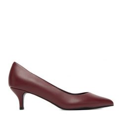 Szpilki Lasocki. Czerwone szpilki damskie Lasocki, bez wzorów, bez obcasa, na szpilce, bez zapięcia. Za 229.99 zł.