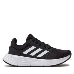 Buty do biegania adidas. Czarne obuwie sportowe damskie Adidas, do biegania. Za 179.99 zł.