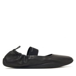 Baleriny Calvin Klein. Czarne balerinki damskie Calvin Klein, bez wzorów. Za 409.99 zł.