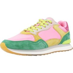 Tenisówki Hoff Model Santa Marta Kolor Rose. Czerwone trampki damskie HOFF, bez wzorów, z materiału, bez zapięcia. Za 583.50 zł.