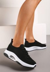 Czarne Wsuwane Buty Sportowe w Skarpetkowym Stylu z Ozdobną Podeszwą Moonlise. Czarne obuwie sportowe casual damskie Renee, z materiału, na fitness i siłownię. Za 39.99 zł.