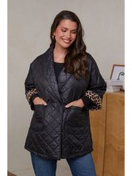 Curvy Lady Kurtka pikowana w kolorze czarnym rozmiar: 48/50. Czarne kurtki damskie Curvy Lady, bez wzorów, bez kaptura. Za 192.33 zł.