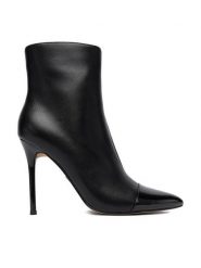 Nine West Botki CEO-MAYA-01 Czarny. Czarne botki damskie Nine West, z materiału, bez obcasa, na szpilce, bez zapięcia. Za 239.99 zł.