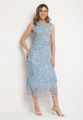 Niebieska Koktajlowa Taliowana Sukienka w Kwiaty z Wiskozową Podszewką Lidra. Niebieskie sukienki damskie Born2be, z aplikacjami, z jeansu, eleganckie, bez ramiączek. W wyprzedaży za 76.49 zł.