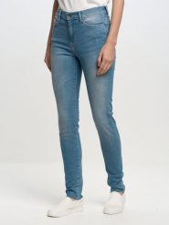 Jeansy damskie skinny niebieskie Adela 172. Niebieskie jeansy damskie Big Star, bez wzorów, z jeansu. W wyprzedaży za 249.99 zł.
