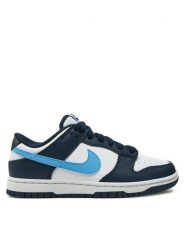 Nike Sneakersy Dunk Low FN7800 400 Granatowy. Niebieskie obuwie sportowe damskie Nike, ze skóry, bez zapięcia. Za 479.99 zł.