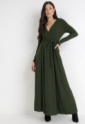 Ciemnozielona Sukienka Damialla. Zielone sukienki damskie Born2be, bez wzorów, z dzianiny, eleganckie, bez ramiączek. W wyprzedaży za 178.49 zł.