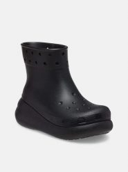 Crocs Kalosze "Classic Crush Rain" w kolorze czarnym rozmiar: 38/39. Czarne kalosze damskie Crocs, bez wzorów. Za 209.82 zł.