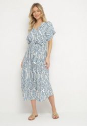 Niebieska Wiskozowa Sukienka w Liście z Ozdobnym Paskiem Evelozi. Niebieskie sukienki damskie Born2be, bez wzorów, z wiskozy, eleganckie, bez ramiączek. Za 89.99 zł.