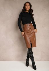 Brązowa Spódnica Ołówkowa High Waist z Imitacji Skóry Ozdobiona Paskiem Norinka. Brązowe spódnice damskie Renee, do pracy, l, z aplikacjami, ze skóry, biznesowe, midi. Za 99.99 zł.