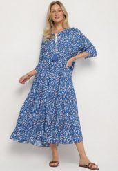 Niebieska Bawełniana Sukienka Rozkloszowana w Drobne Kwiatki z Chwostem Orrilva. Niebieskie sukienki damskie Born2be, bez wzorów, z bawełny, eleganckie, bez ramiączek. Za 89.99 zł.