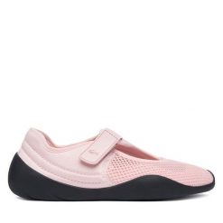 Baleriny Lacoste. Czerwone balerinki damskie Lacoste, bez wzorów. Za 506.99 zł.