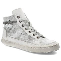 Srebrne Sneakersy Carinii Wygodne Skórzane Buty Damskie. Szare obuwie sportowe damskie Carinii, na wiosnę, ze skóry, bez zapięcia. Za 229.00 zł.