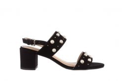 Sandały Bayla-065 4309787 Czarny, Skóra naturalna - 37. Czarne sandały damskie Bayla, bez wzorów, z nubiku, z otwartym noskiem, bez obcasa, bez zapięcia. W wyprzedaży za 89.10 zł.