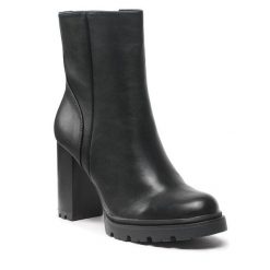 Botki Jenny Fairy. Czarne botki damskie Jenny Fairy, bez obcasa, na słupku, bez zapięcia. Za 179.99 zł.