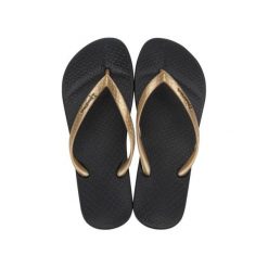 Japonki damskie Ipanema Anat Tan. Czarne klapki damskie Ipanema, bez wzorów, bez obcasa, bez zapięcia. Za 124.00 zł.