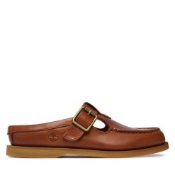 Klapki Timberland. Brązowe klapki damskie Timberland, bez wzorów, bez obcasa, bez zapięcia. Za 669.99 zł.