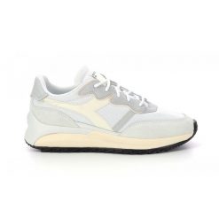 Sneakersy damskie DIADORA JOLLY PURE WN. Białe obuwie sportowe damskie Diadora, bez zapięcia, trekkingowe. Za 199.99 zł.